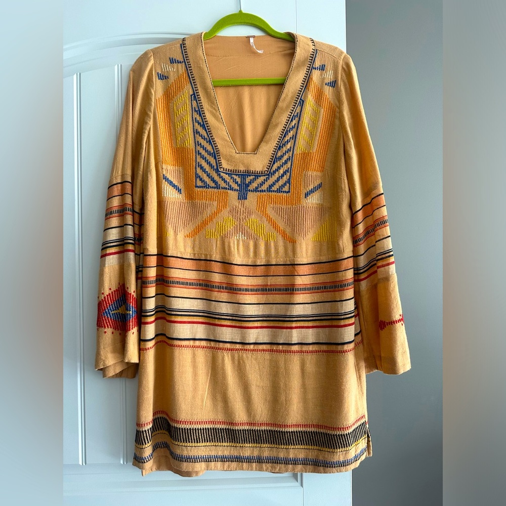 Free people dress embroidered sz. Small fully lined